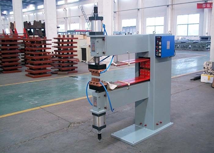 Double Cylinders Rowing Projection Spot Welding Machine Automatic Wire Mesh 1000mm Arm