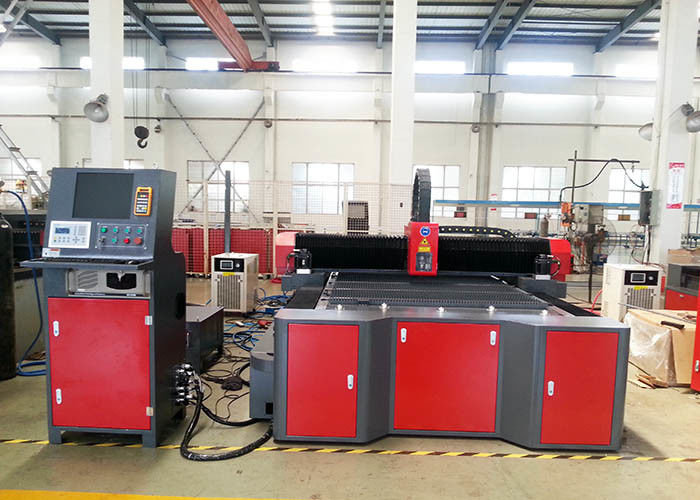 Metal Fiber CNC Laser Cutting Machine 1500X3000mm FL-3015-500W Customized Color