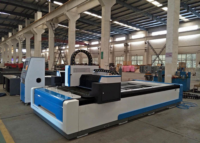 1500W Fiber CNC Laser Cutting Machine 1500 X 3000mm for Various Metals