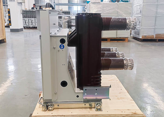 VS1 Electrical Equipment Vacuum Circuit Breaker 12kv 50hz Three Phase Power 630A