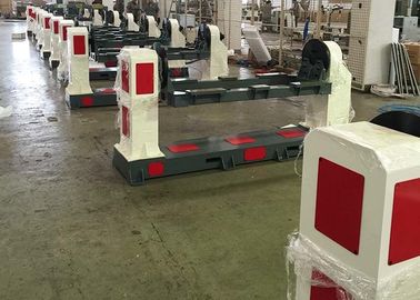 Head Tail Stock Pipe Welding Positioners For Special Workpiece Remote Hand Control