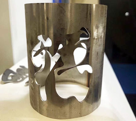 Raycus IPG CNC Pipe Cutting Machine 6000W Red Black High Efficiency FL-T-6000W